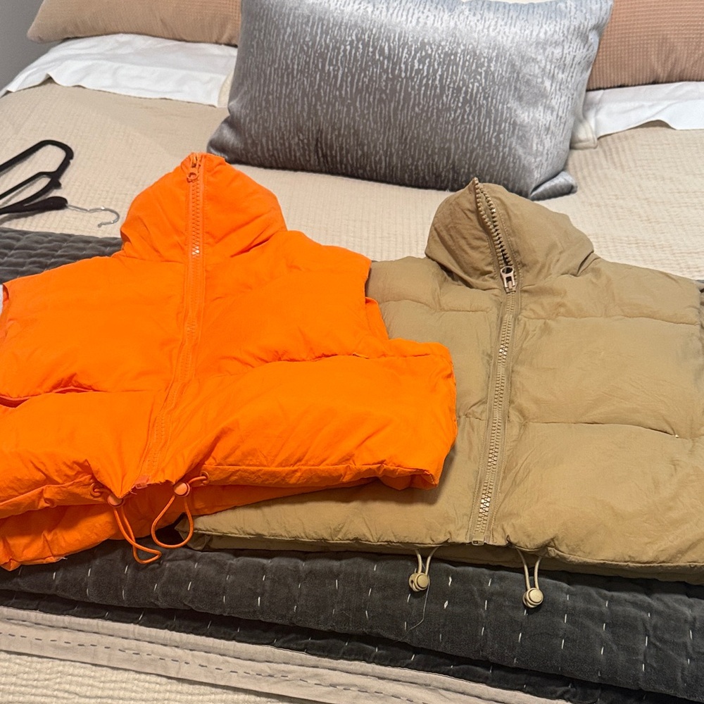 Amazon Women's Puffer Jackets - Orange and Tan